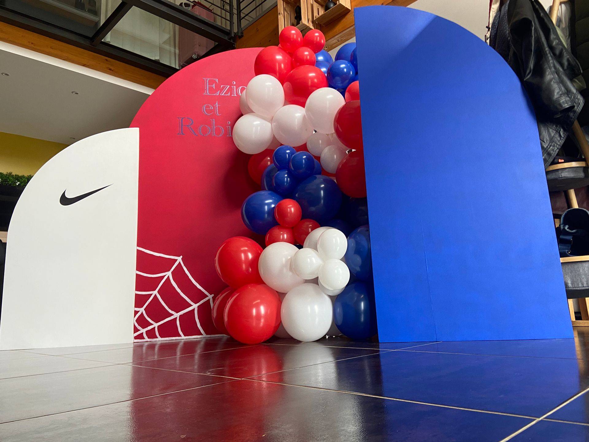 guirlande-ballons-evenement-artezio-events-sainte-anne-sur-gervonde